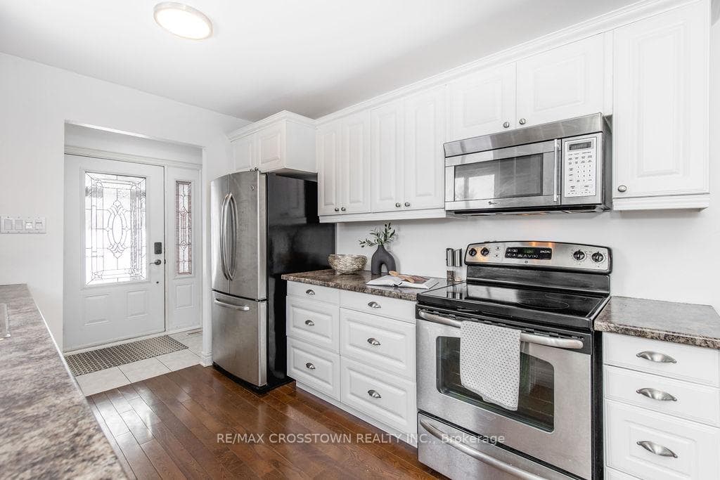6 Deerpark Drive photo 16
