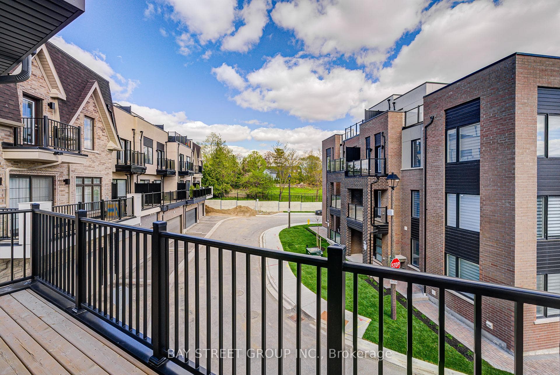 149 Yorkton Boulevard photo 42