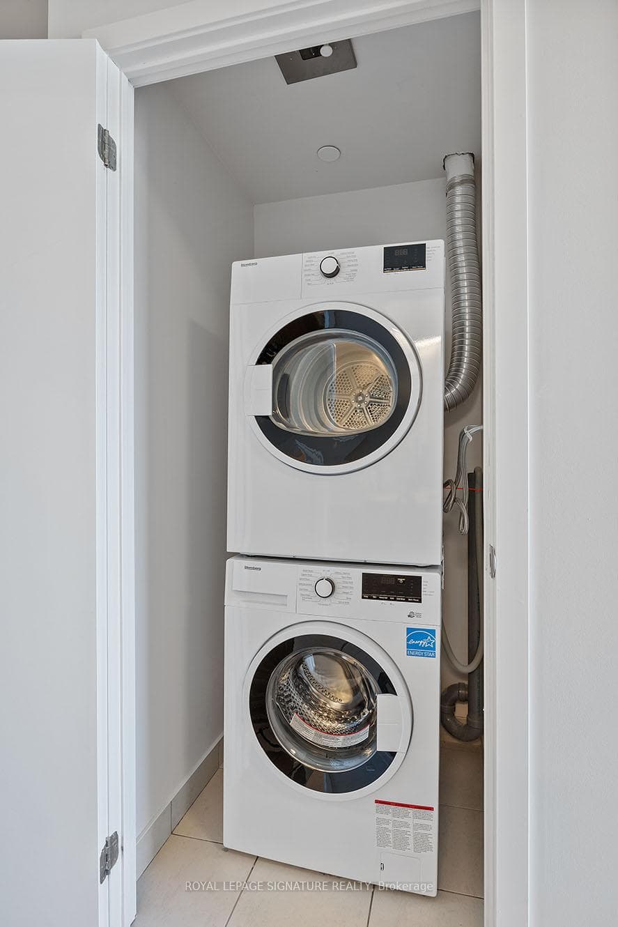 25 Nicholas Avenue Unit 703 photo 8