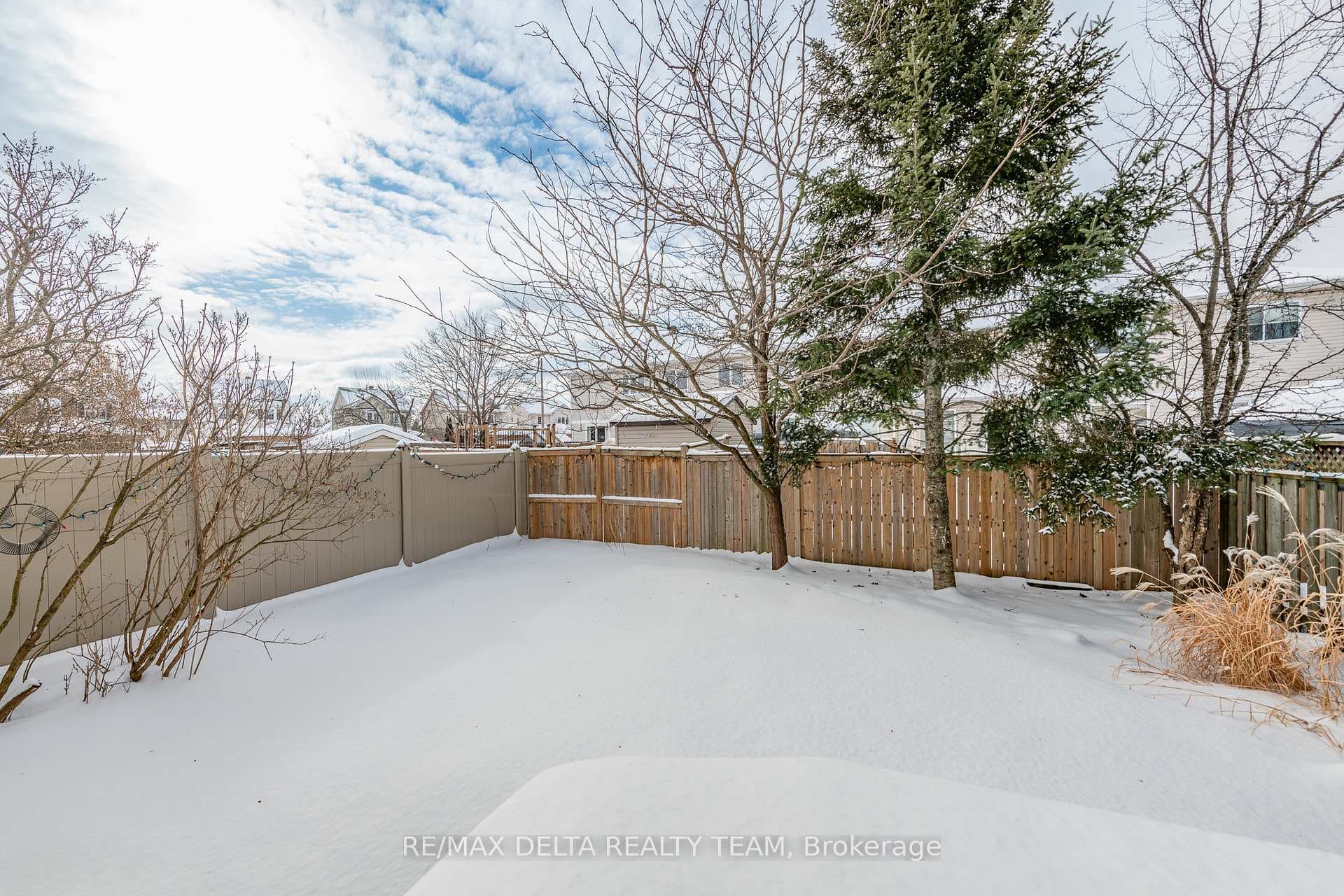 1524 Aline Avenue photo 23