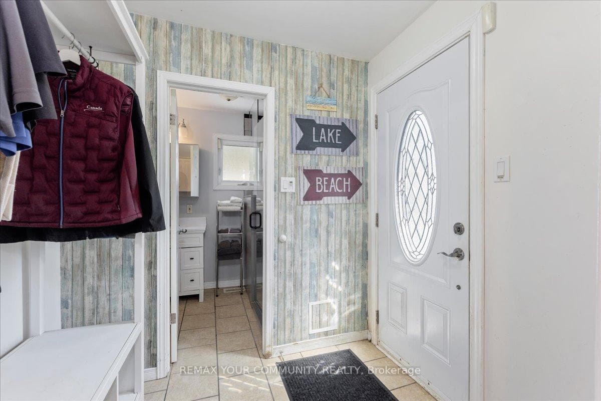 17 Farley Circle photo 7