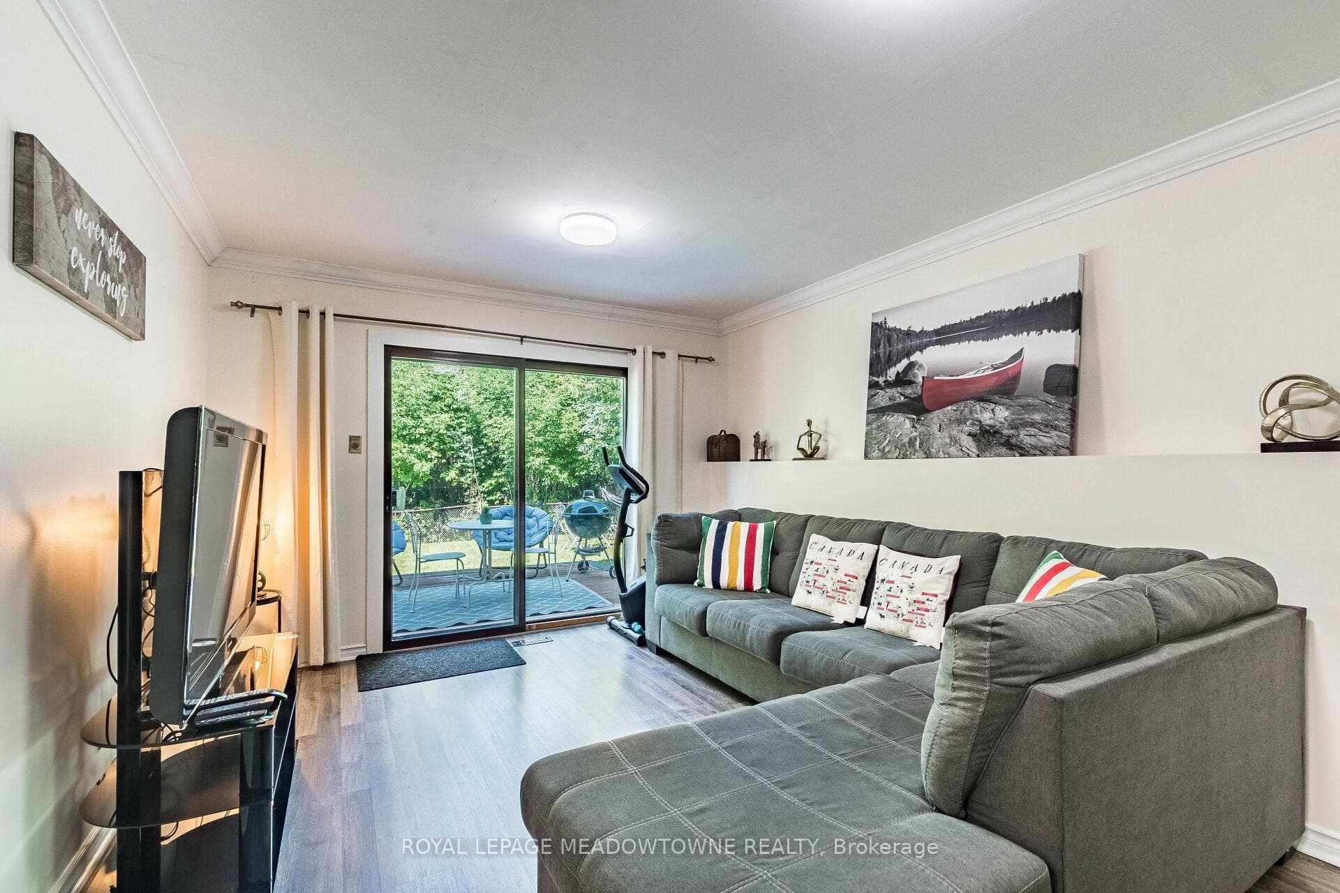56 Sutter Avenue photo 29