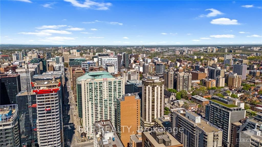 445 LAURIER Avenue Unit 303 photo 28