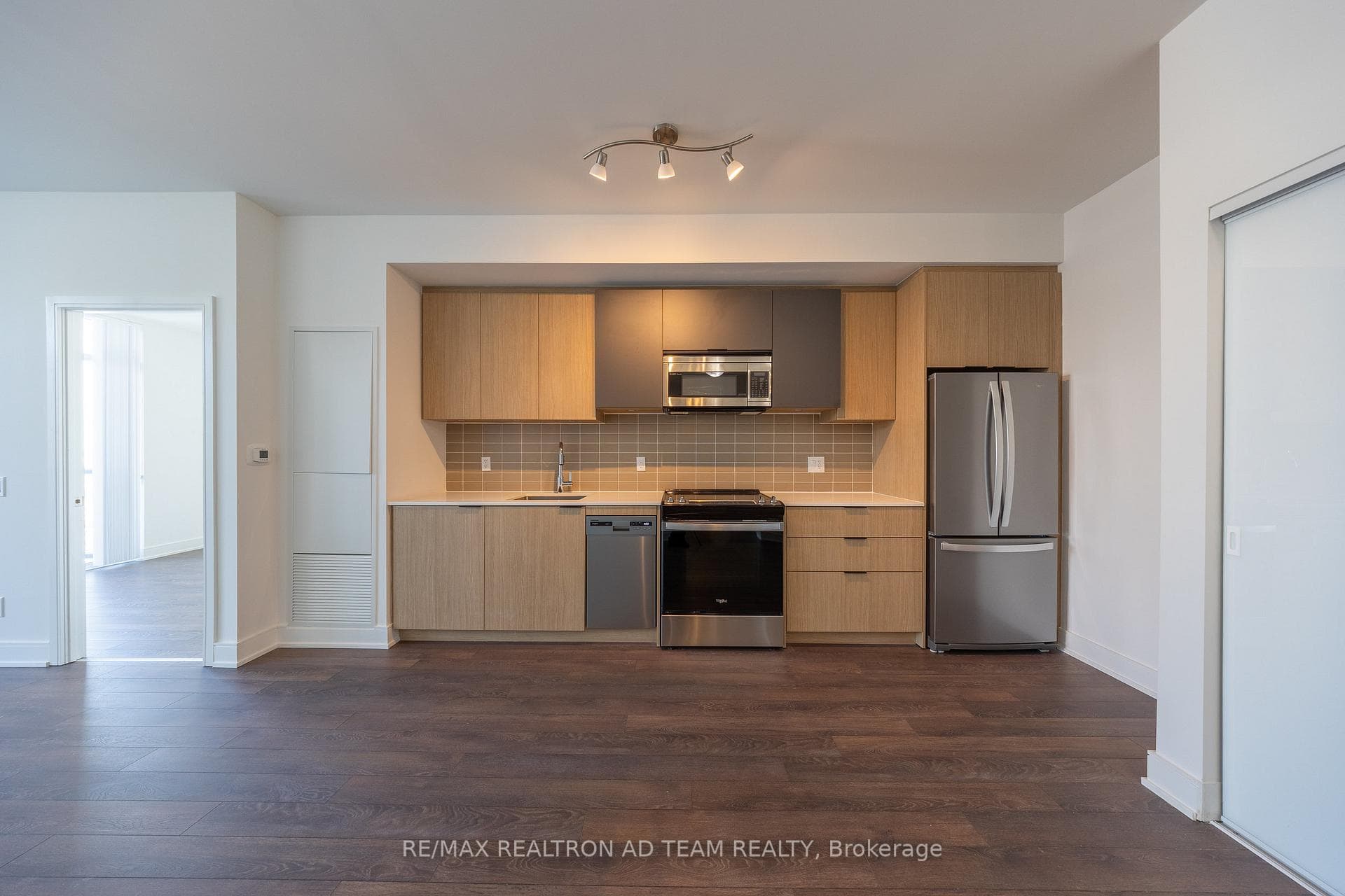1350 Ellesmere Road Unit 1201 photo 5