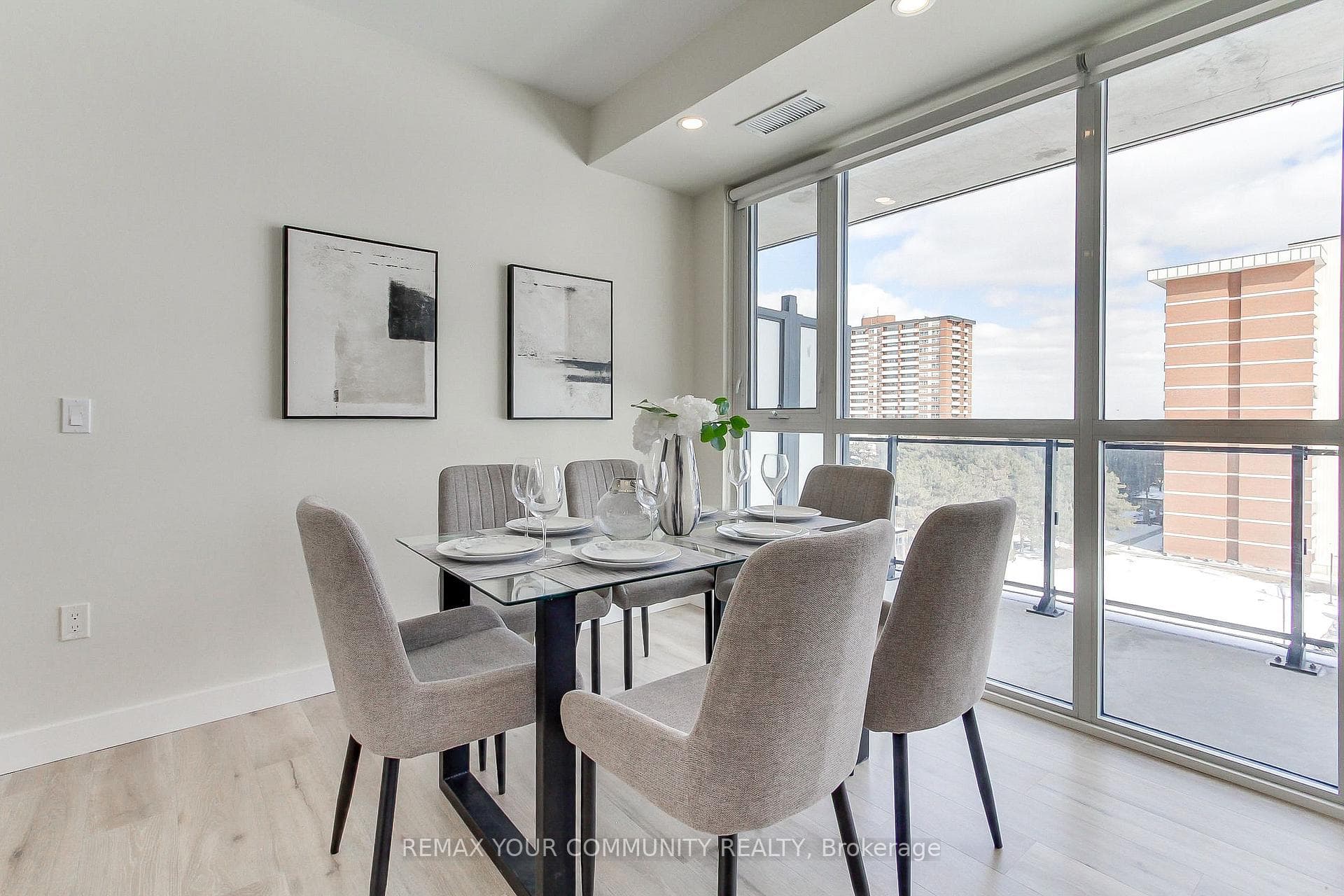 3237 Bayview Avenue Unit 609 photo 11