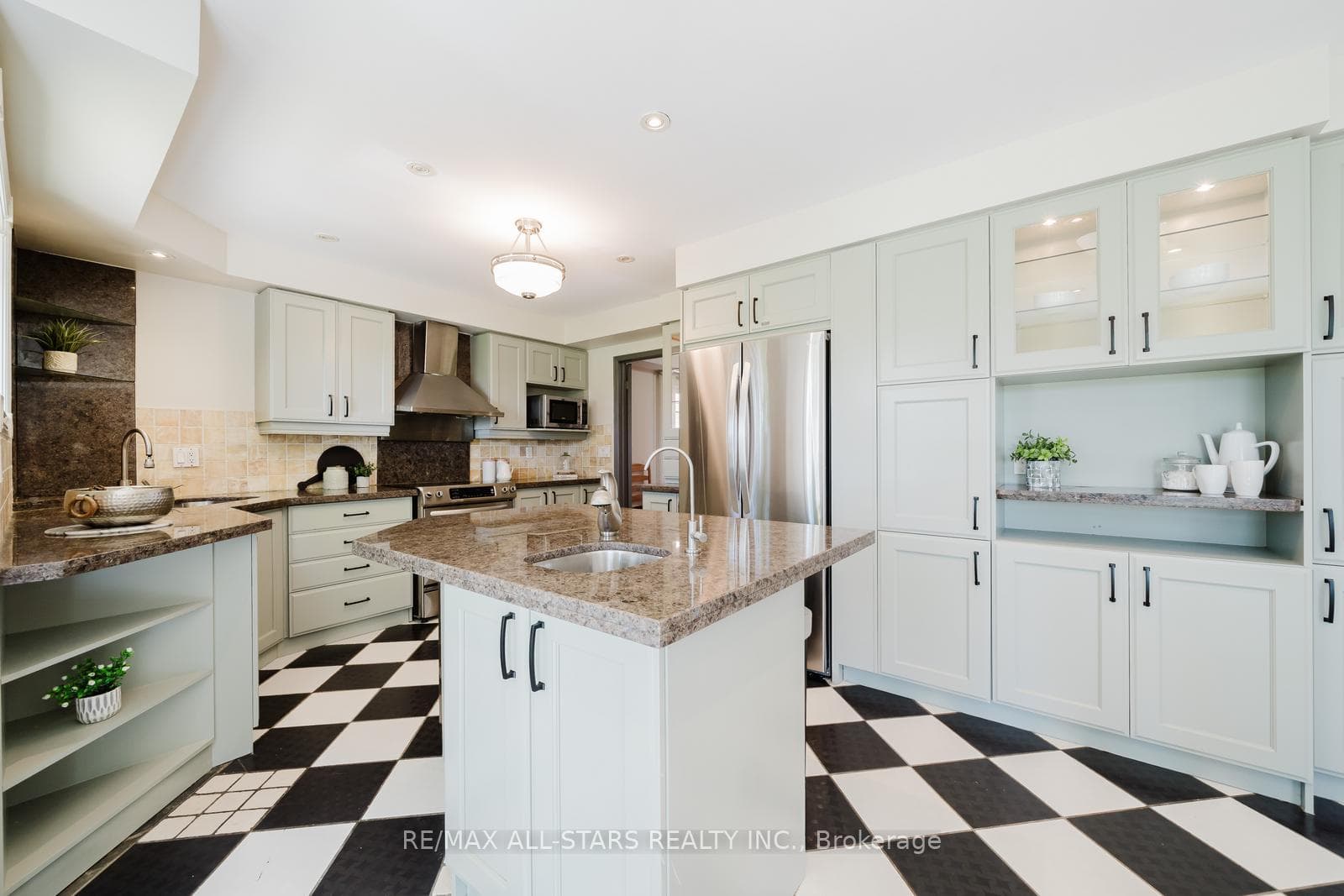 7 Conistan Road photo 13