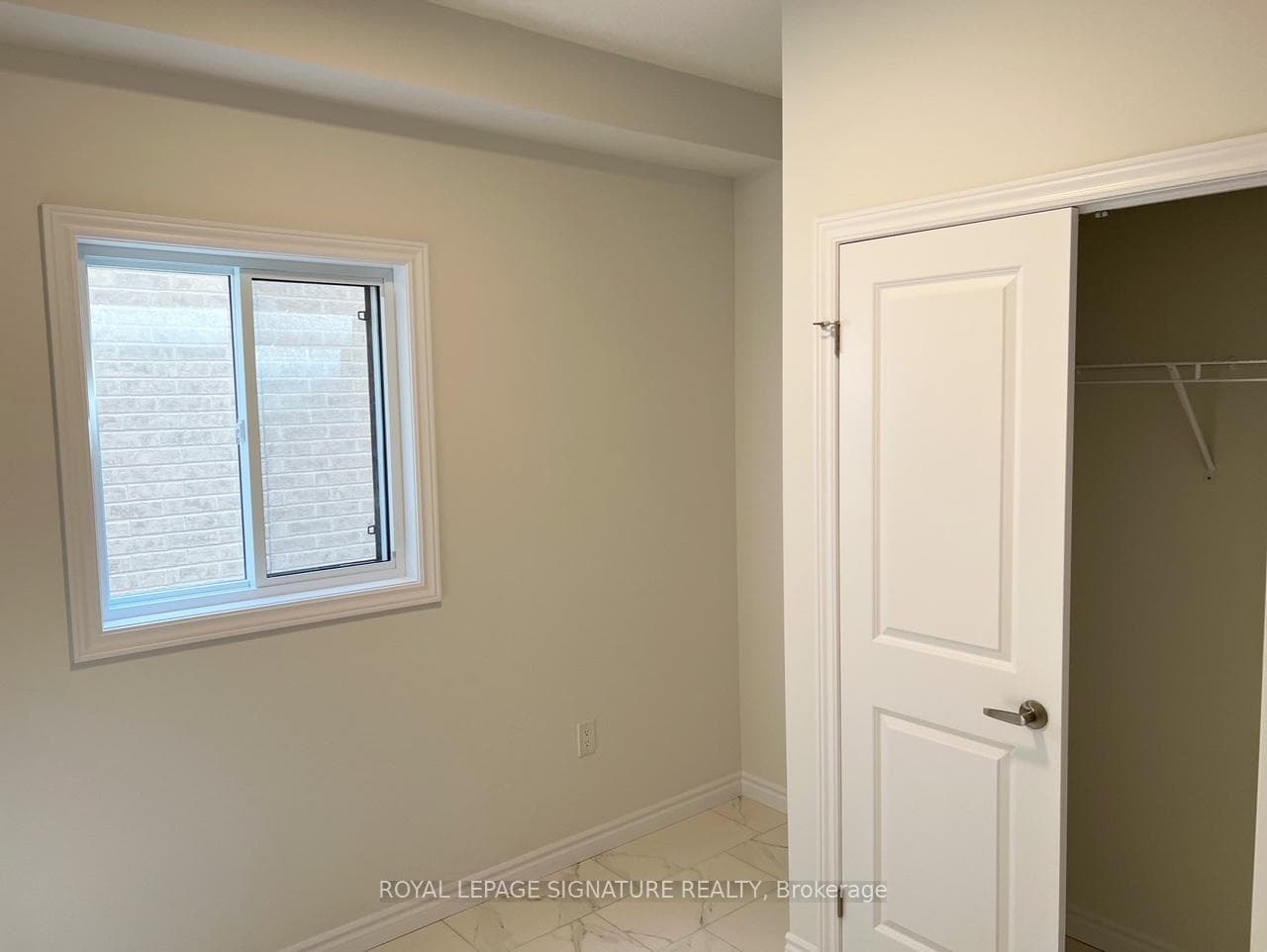 3128 Turner Crescent photo 8