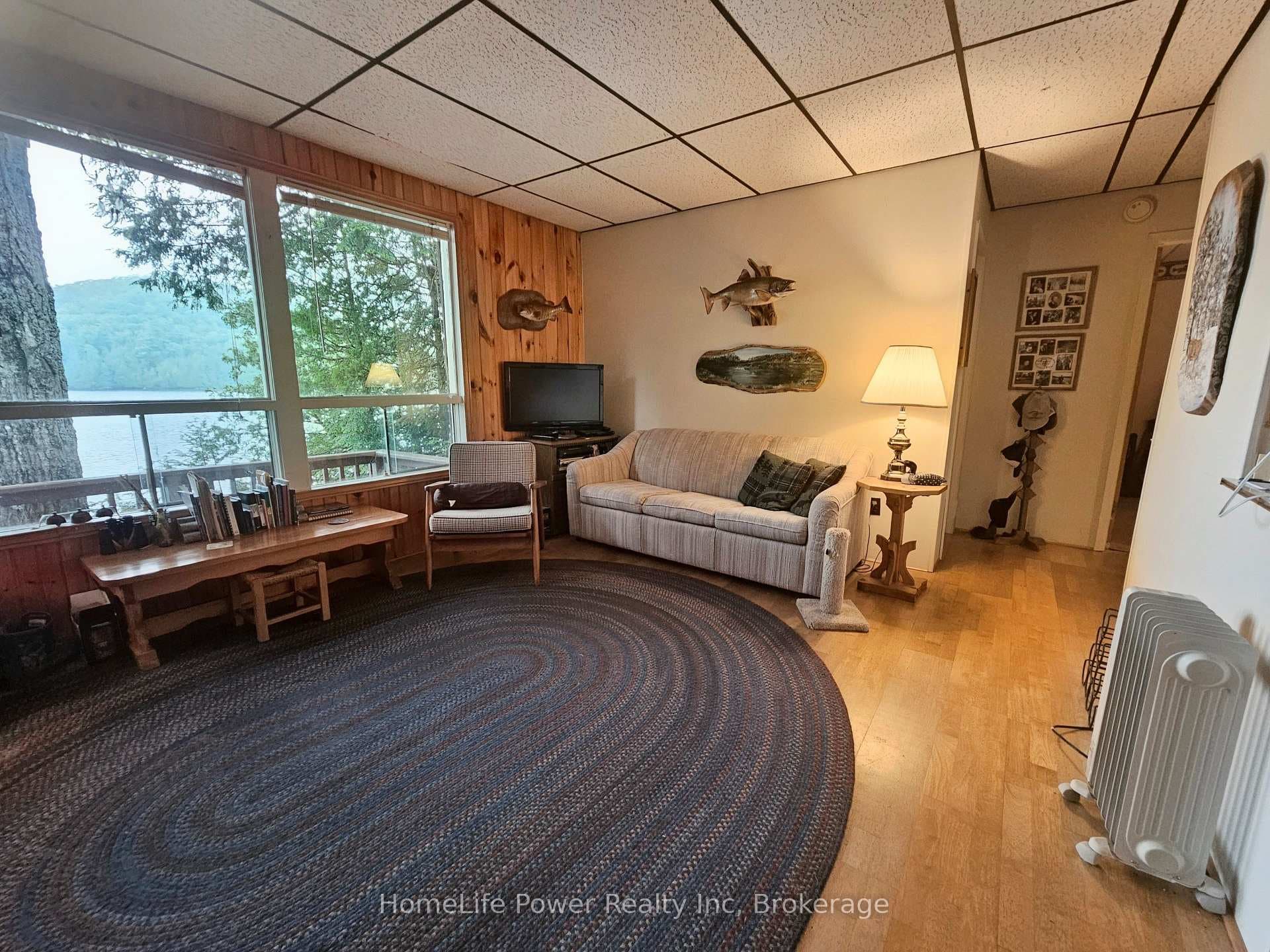 1021 Chalmers Lane photo 40