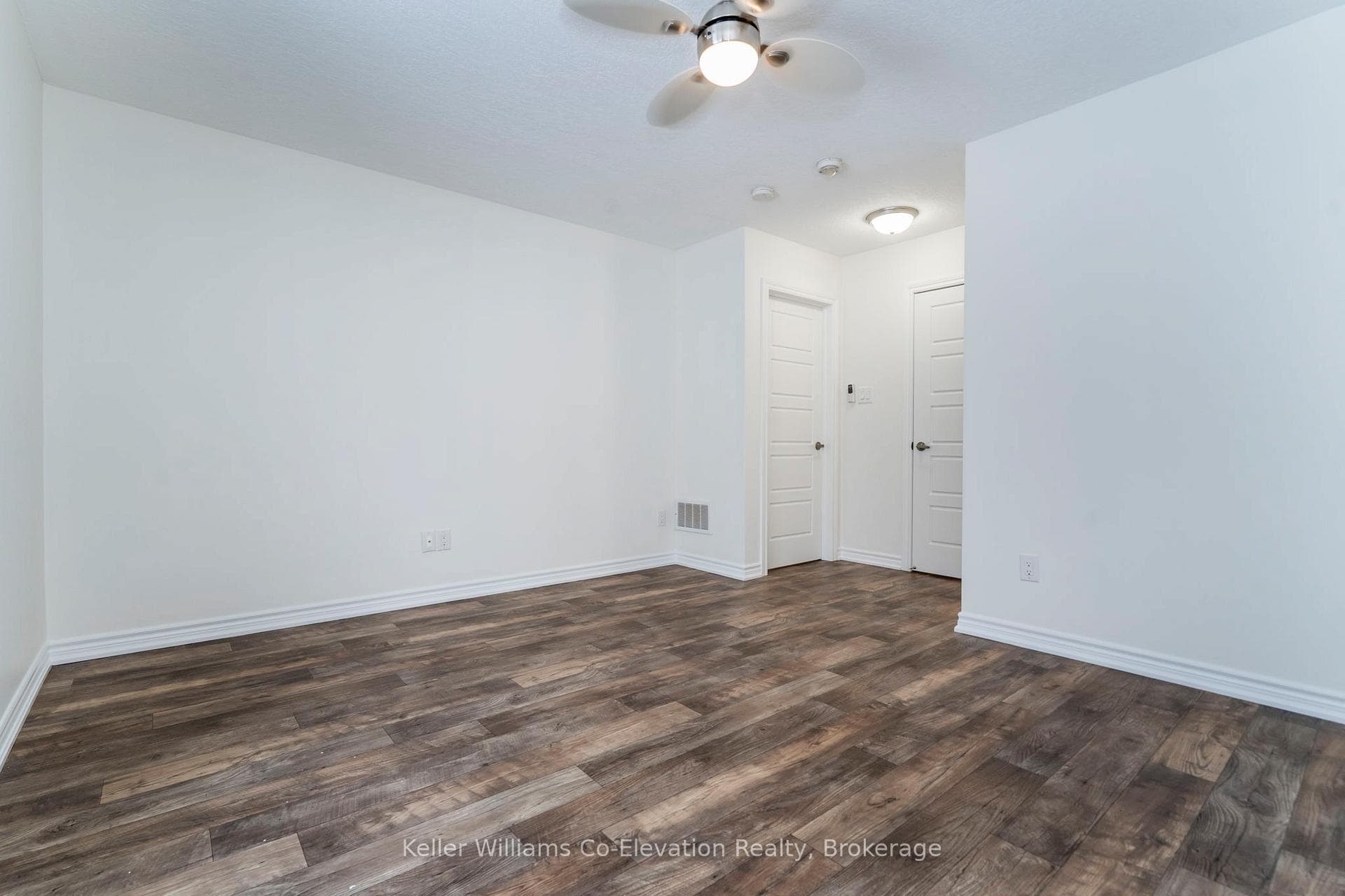18 Durham Drive photo 10