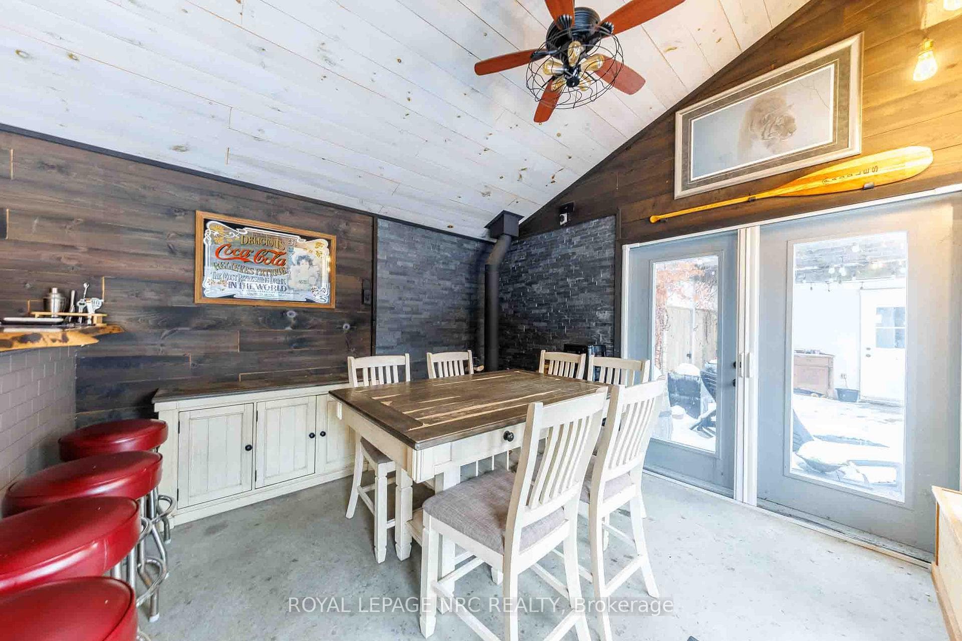 6 CROYDON Drive photo 35