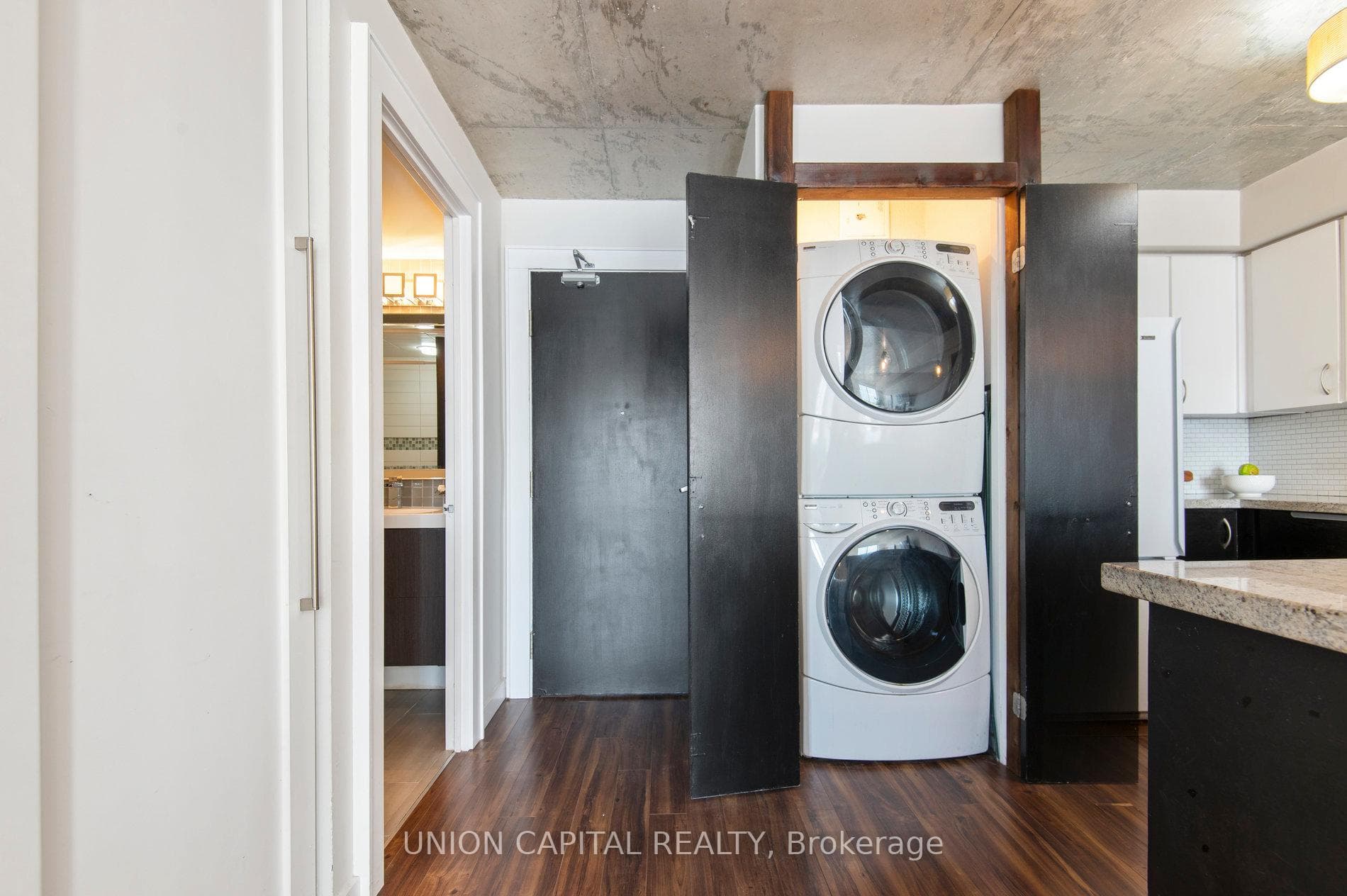801 King Street Unit 609 photo 16