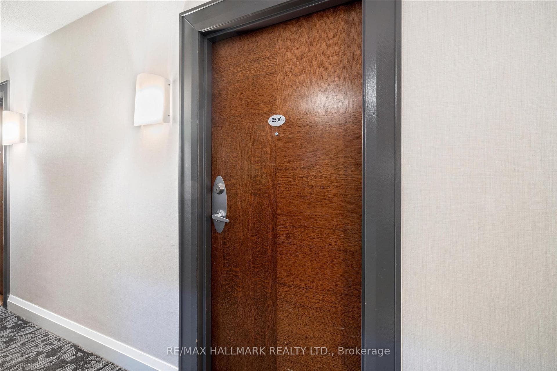 3 Rean Drive Unit 2506 photo 4