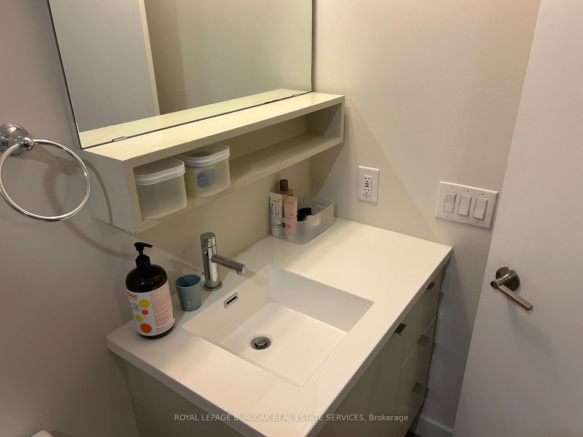 40 Esplanade Lane Unit 409 photo 16