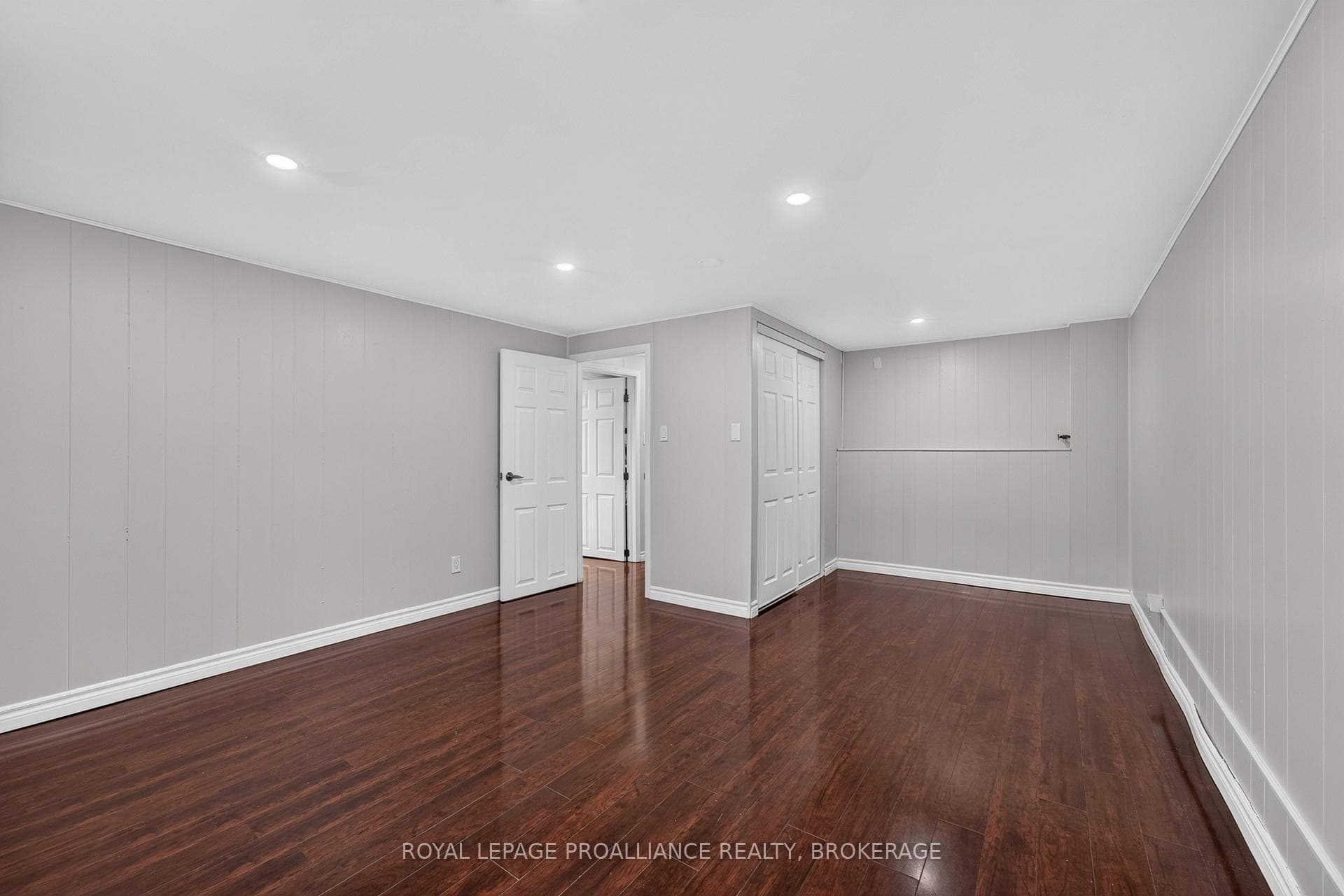 1445 Aley Street photo 26
