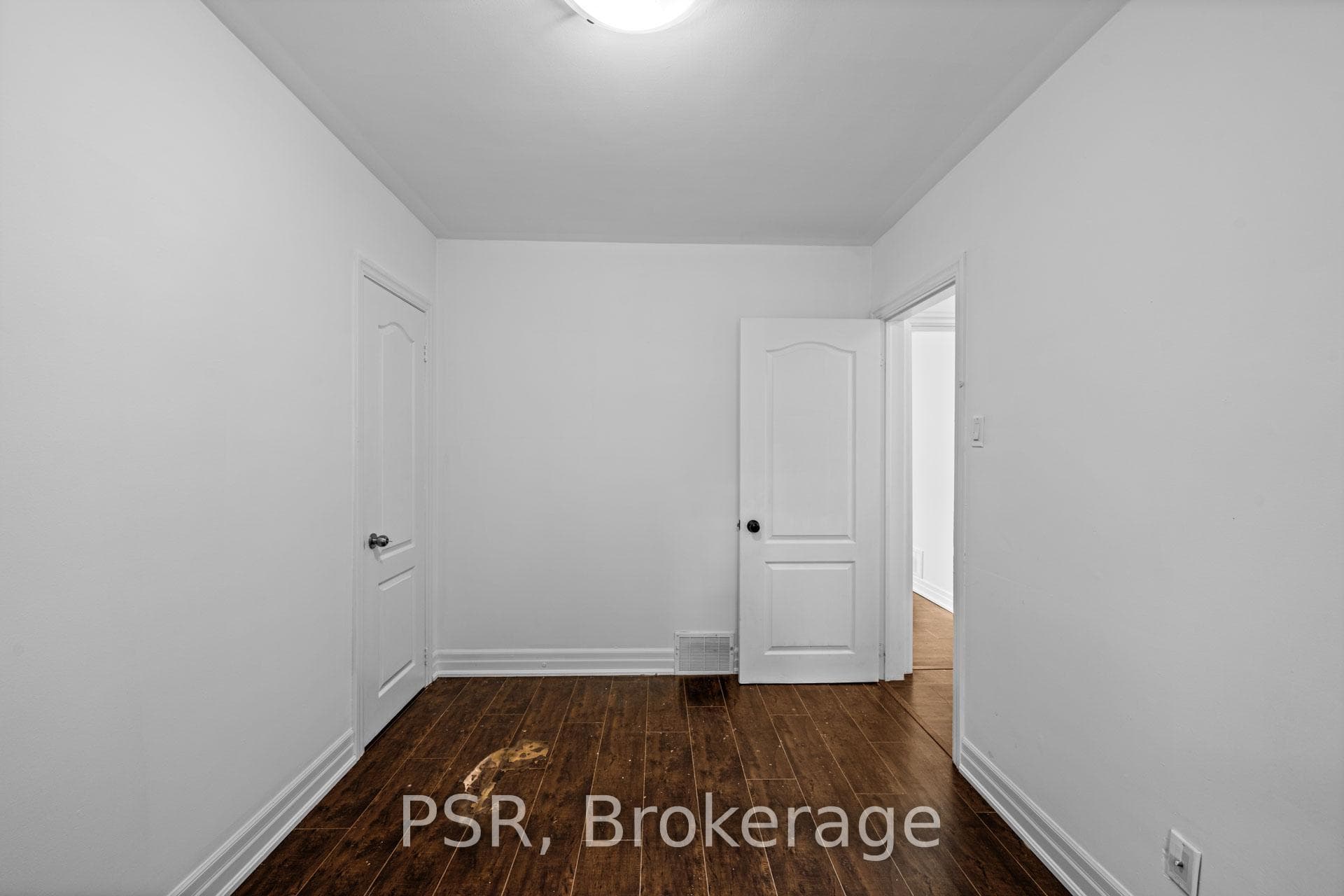 18 Grandview Avenue Unit Main Fl photo 20