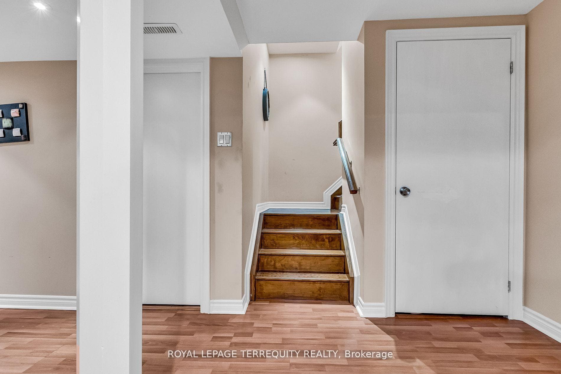 5529 Heatherleigh Avenue photo 30