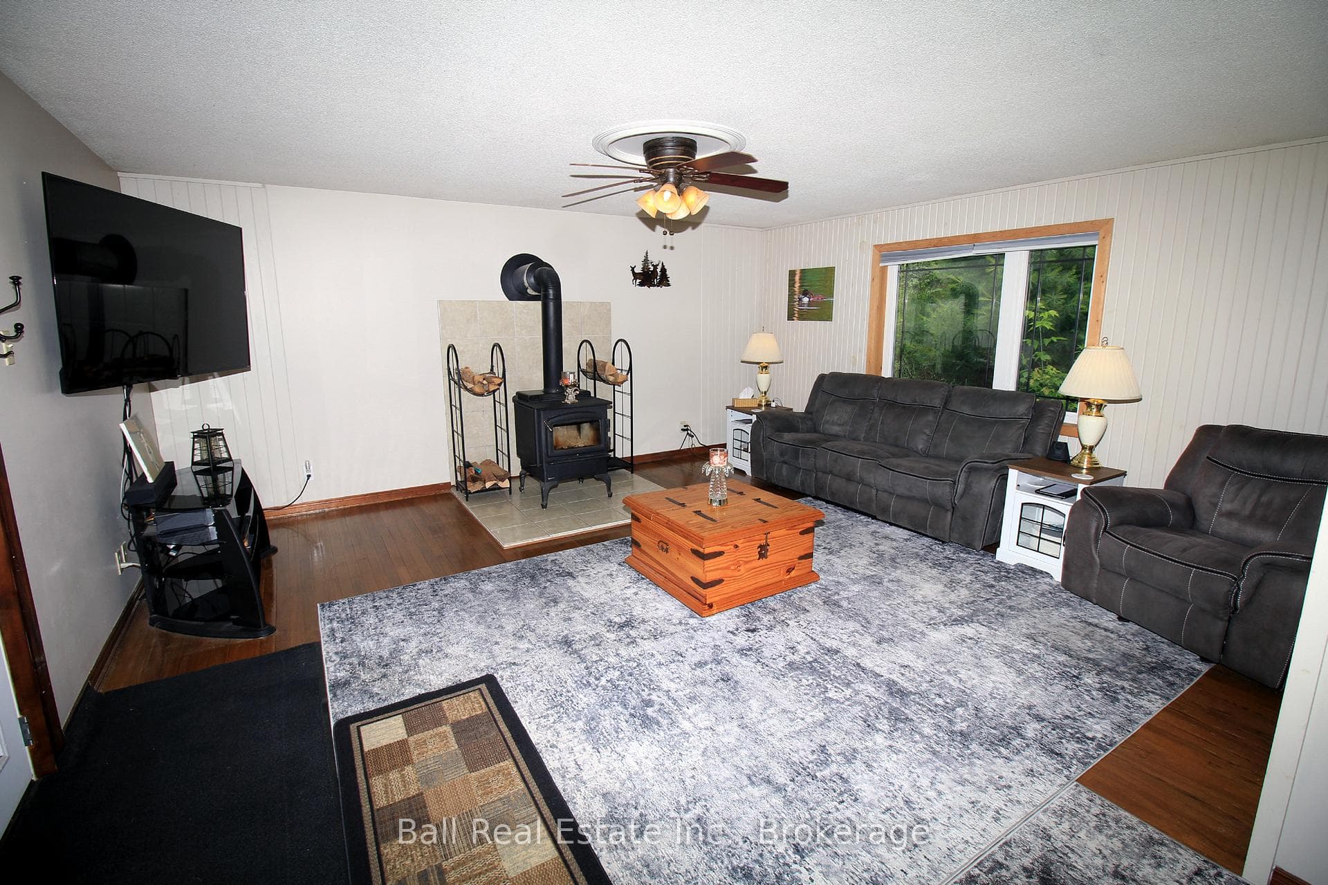 1123 Harcourt Road photo 18