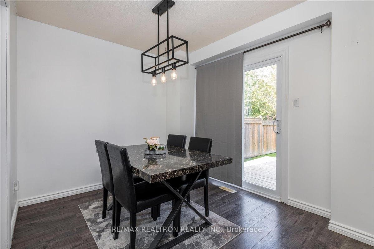 1202 Benson Street photo 10