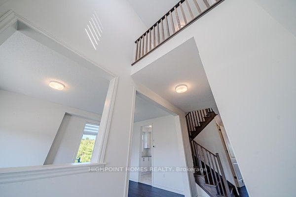 512 Trevor Street photo 5
