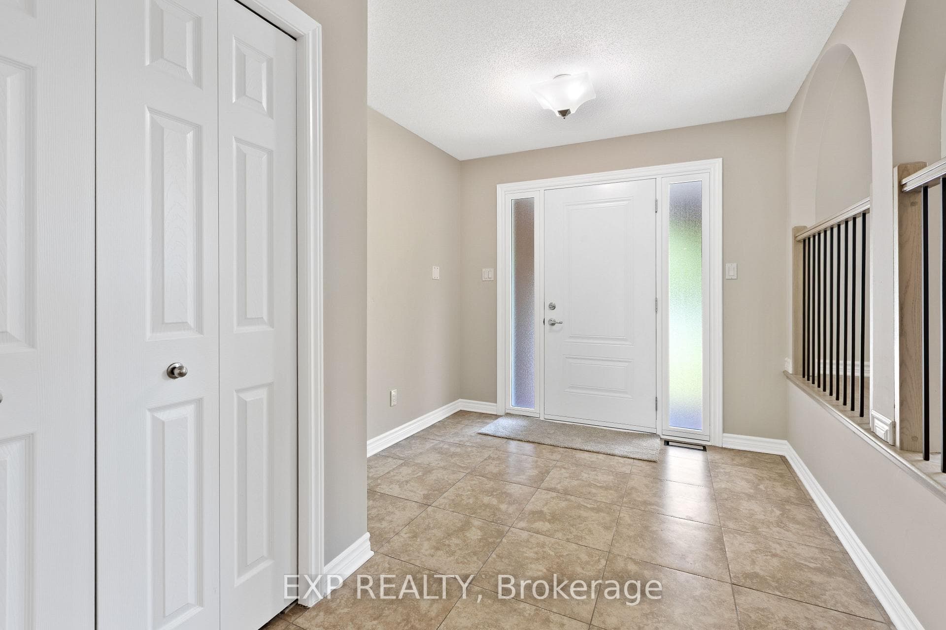 869 Maryland Avenue photo 4