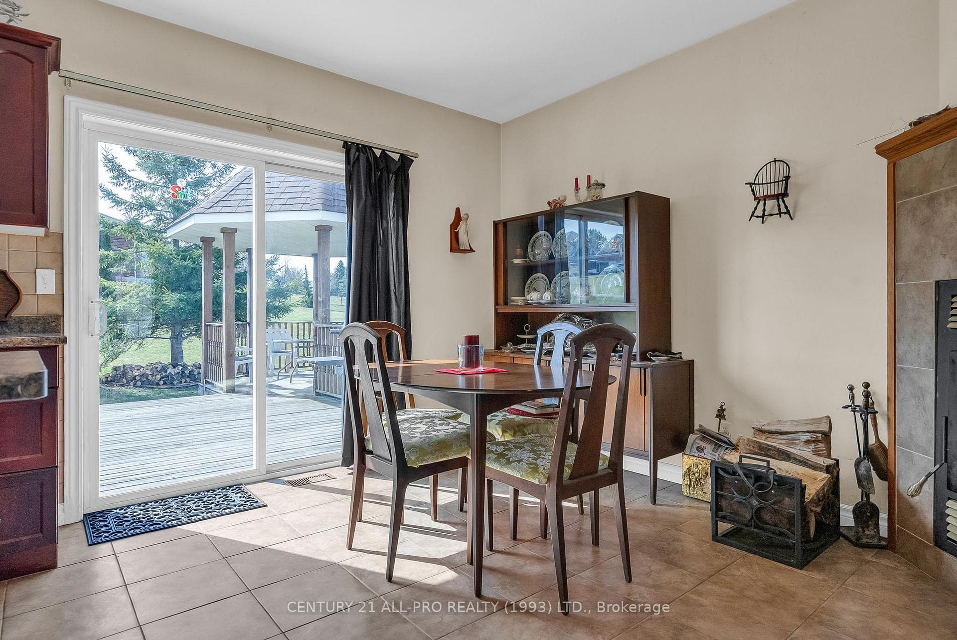126 Bowman Court photo 17
