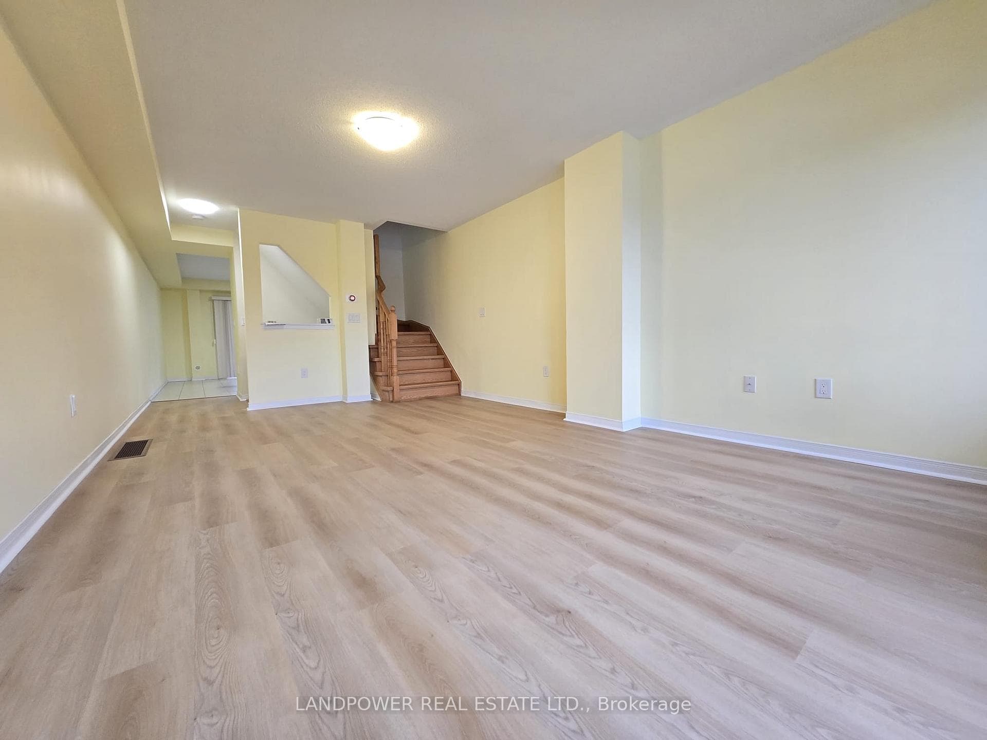 5289 Major Mackenzie Drive photo 15