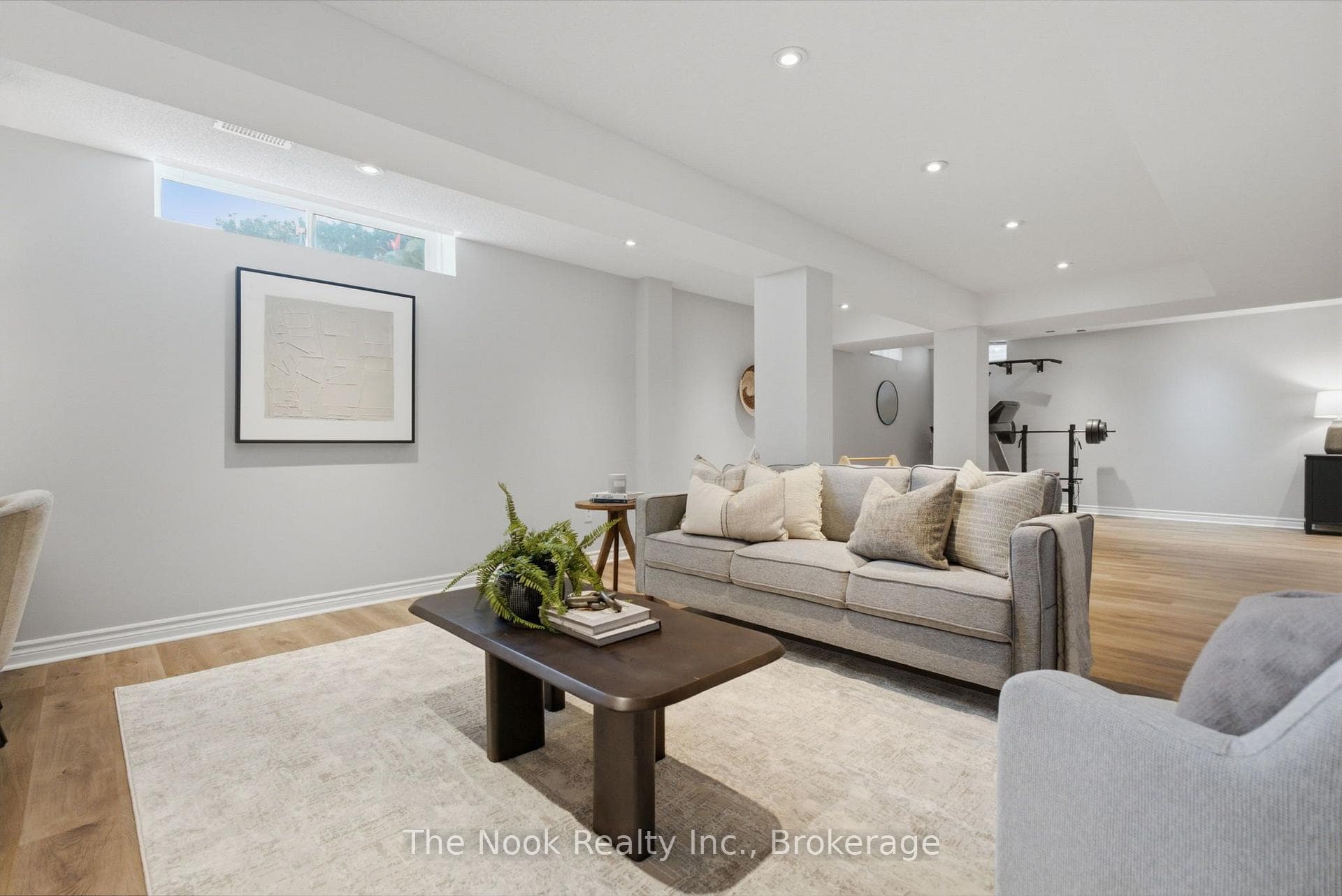 366 Travail Avenue photo 35