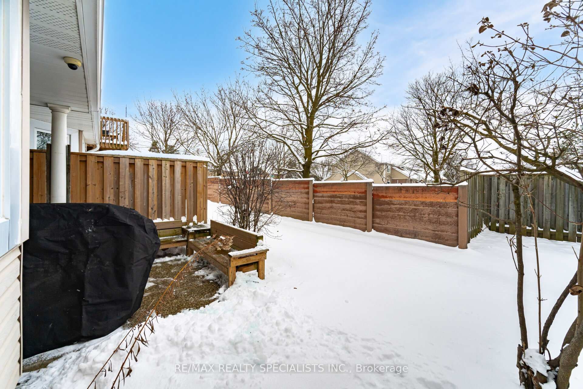 205 Highland Crescent Unit 11 photo 30