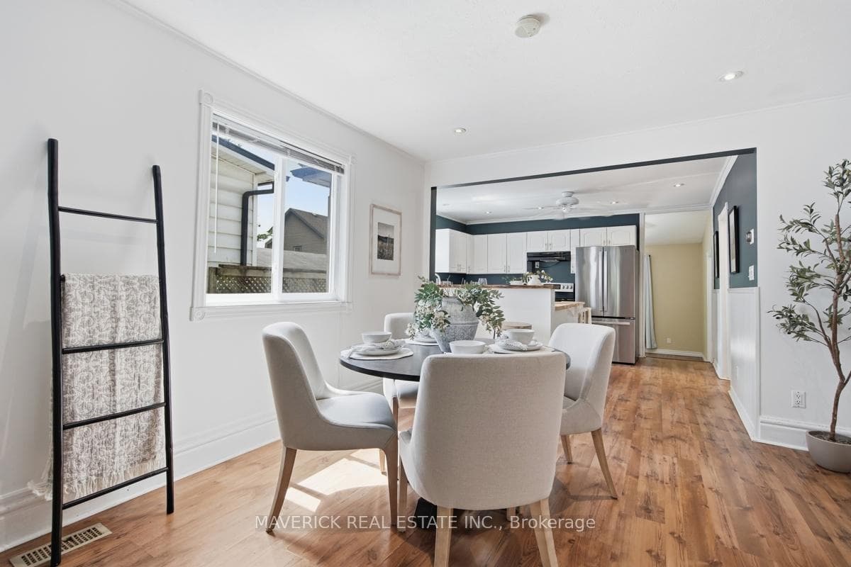226 Grand Avenue photo 10