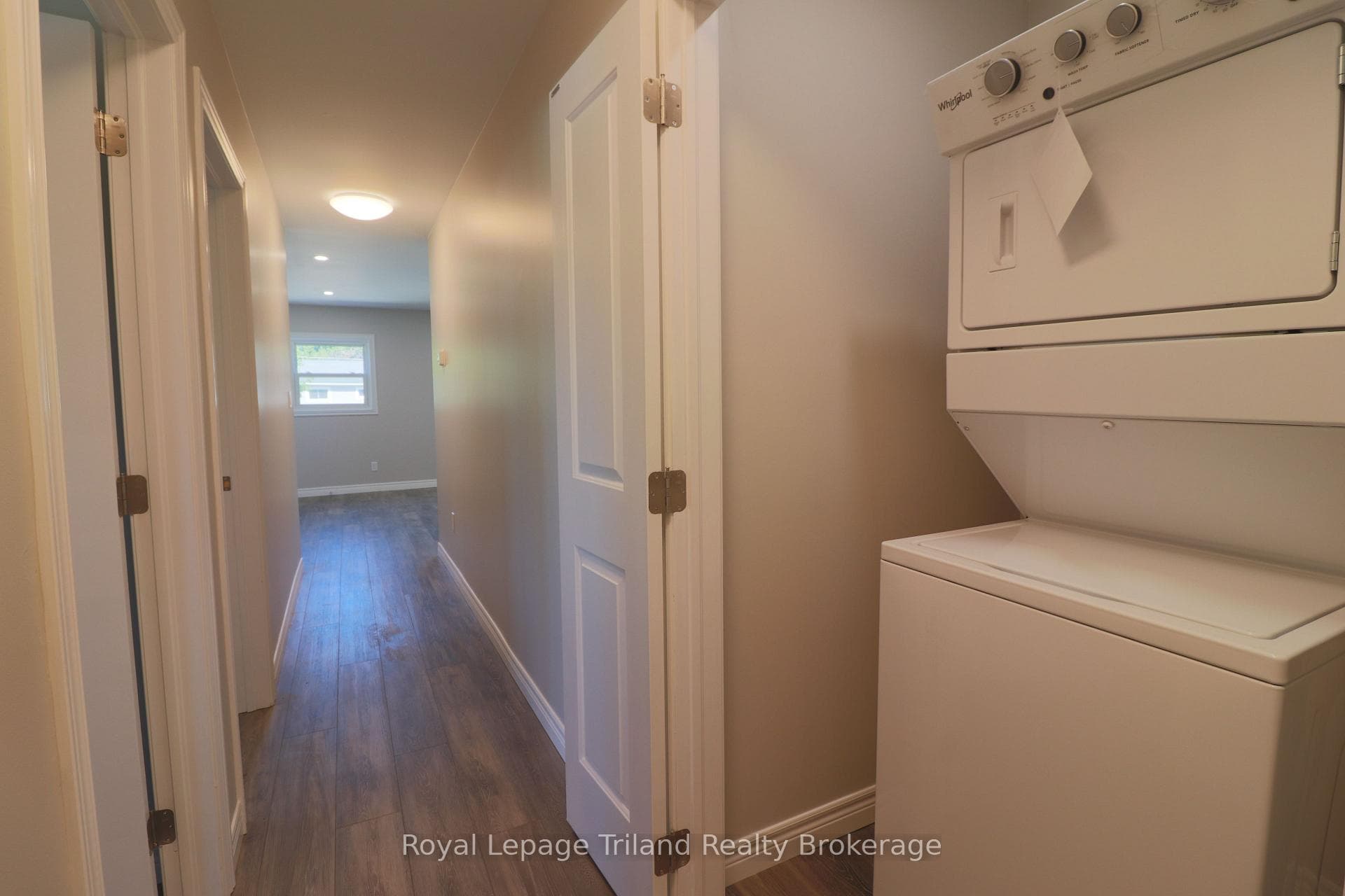 484750 Sweaburg Road Unit 2 photo 7