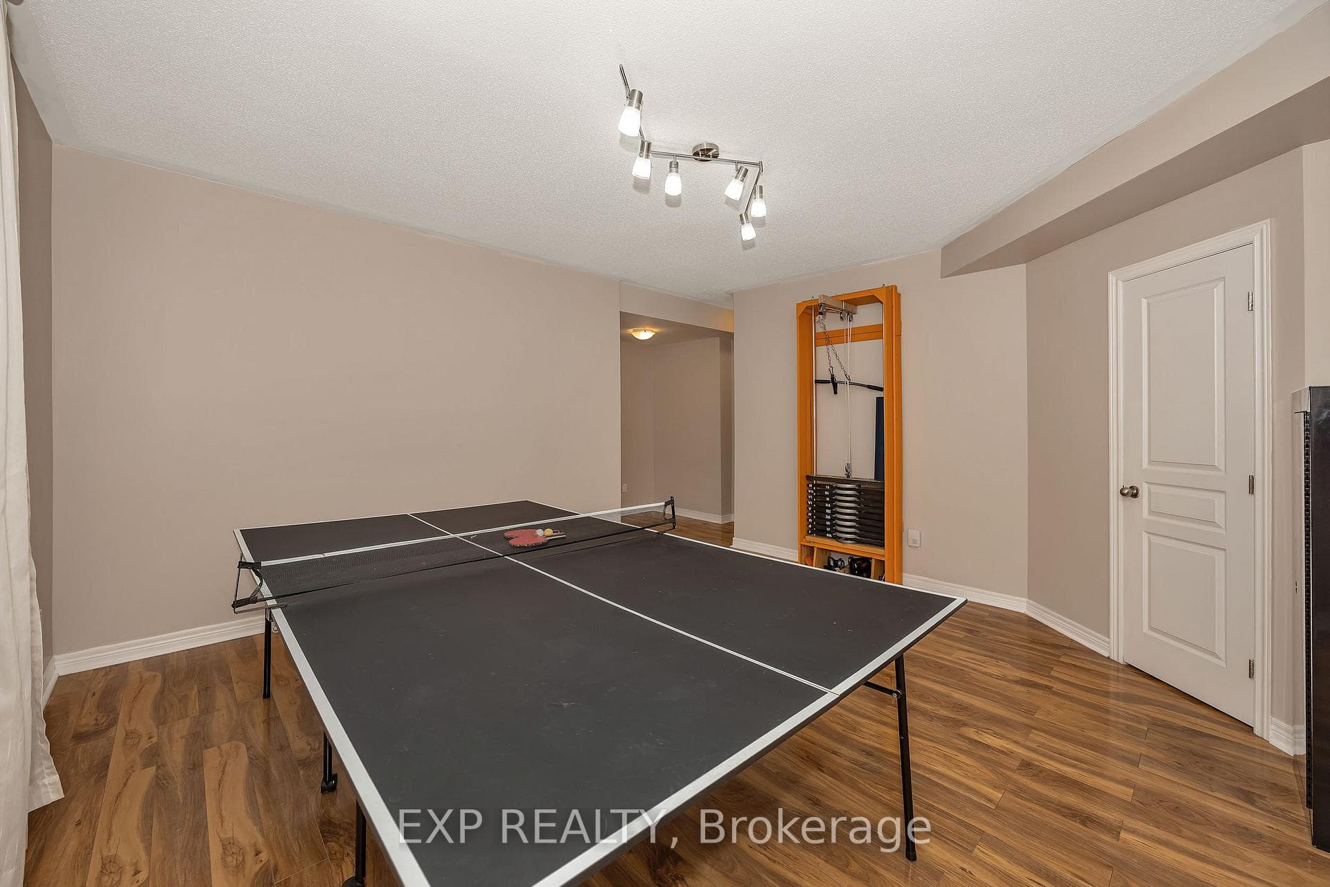 419 Landswood Way photo 35