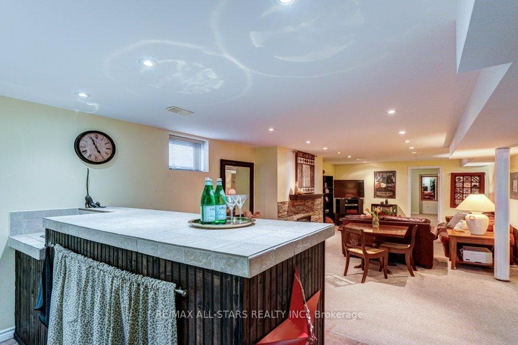 32 Oakside Drive photo 34