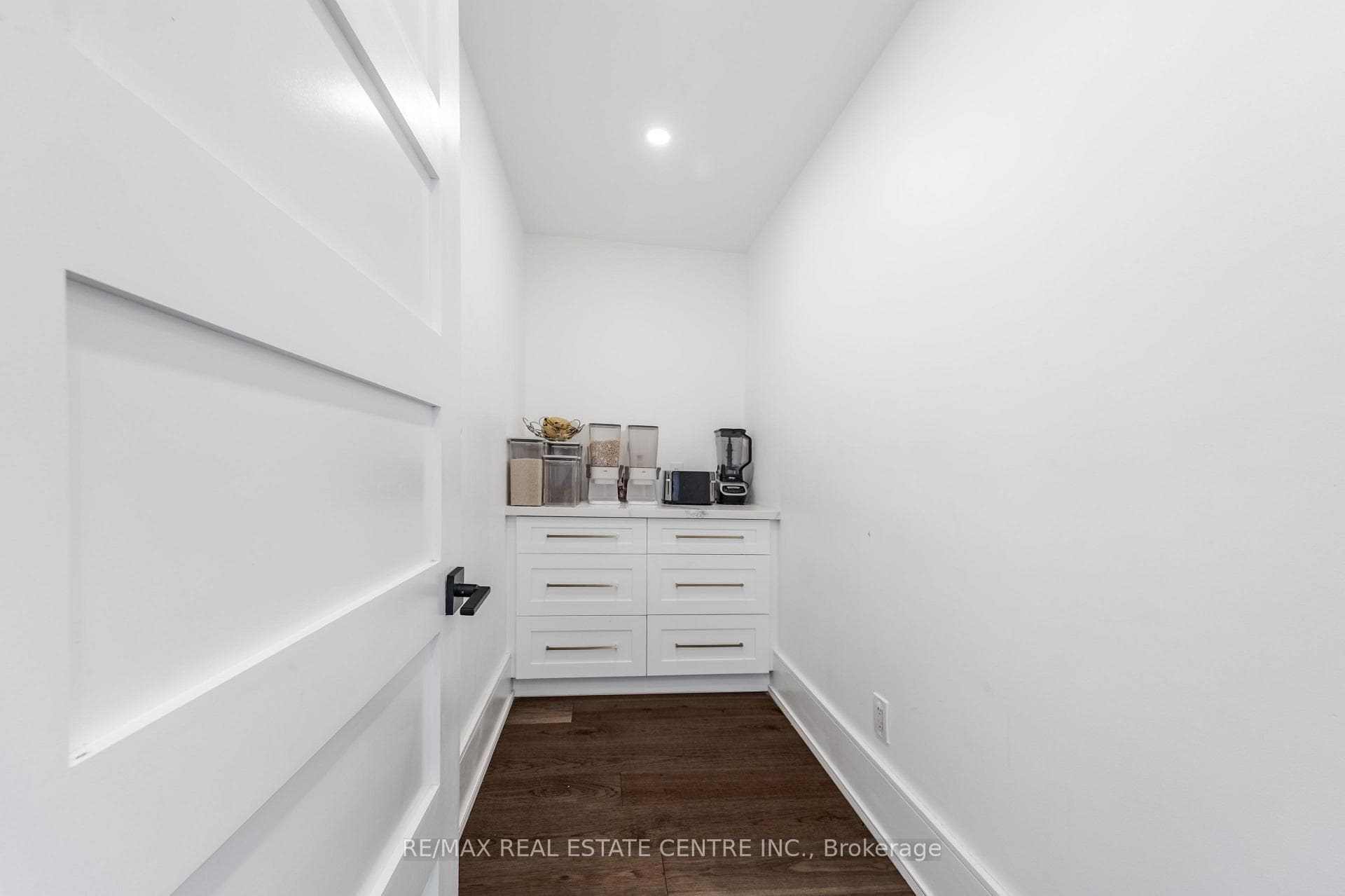 6 Country Lane Drive photo 15