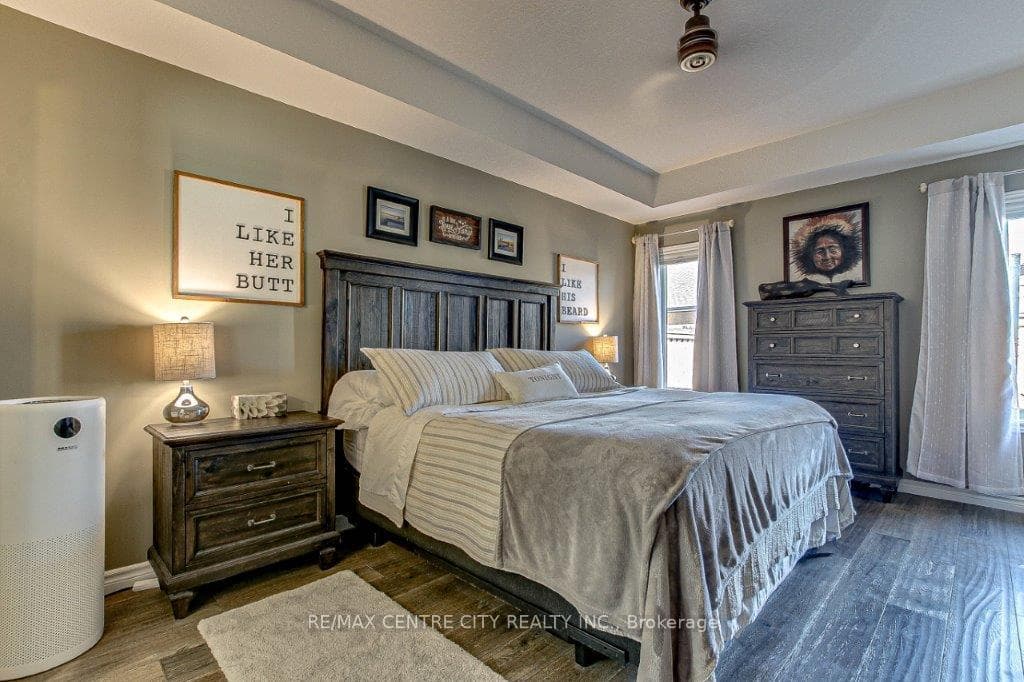 402 Larry Street photo 15