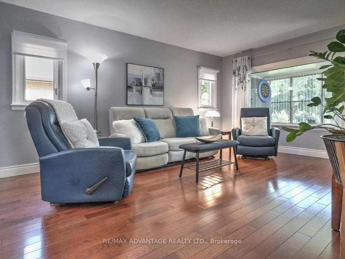 1856 PARK Avenue photo 6