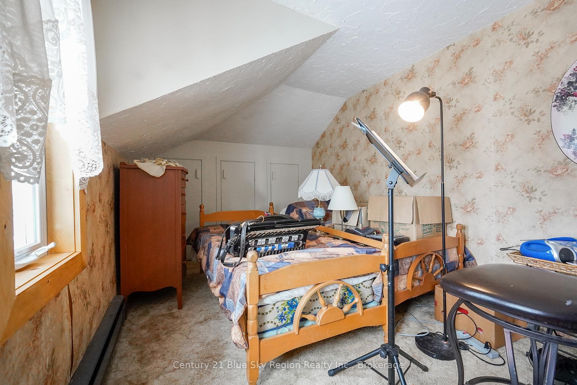22 Dubeau Street photo 27