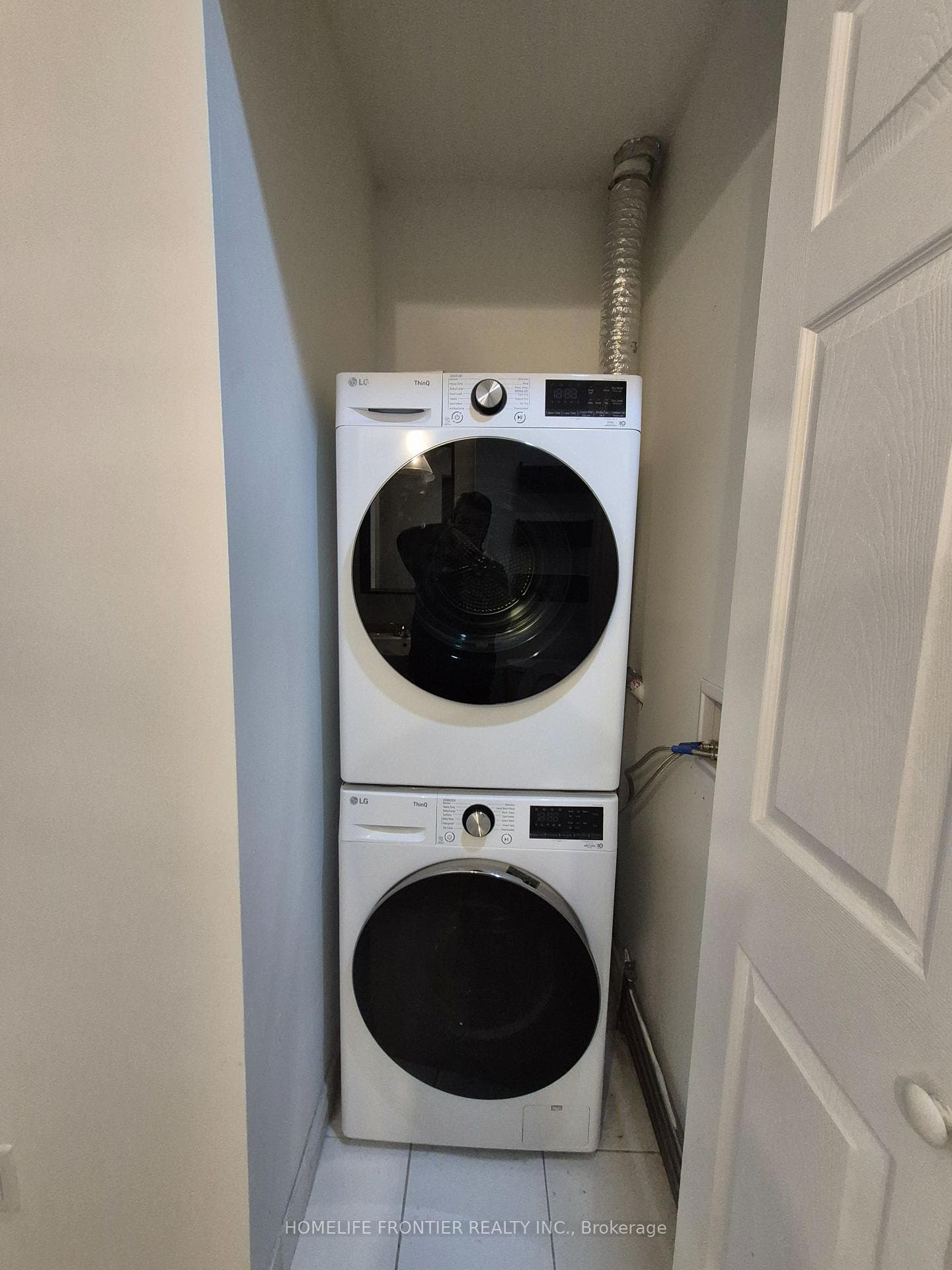 18 Holmes Avenue Unit 1009 photo 14
