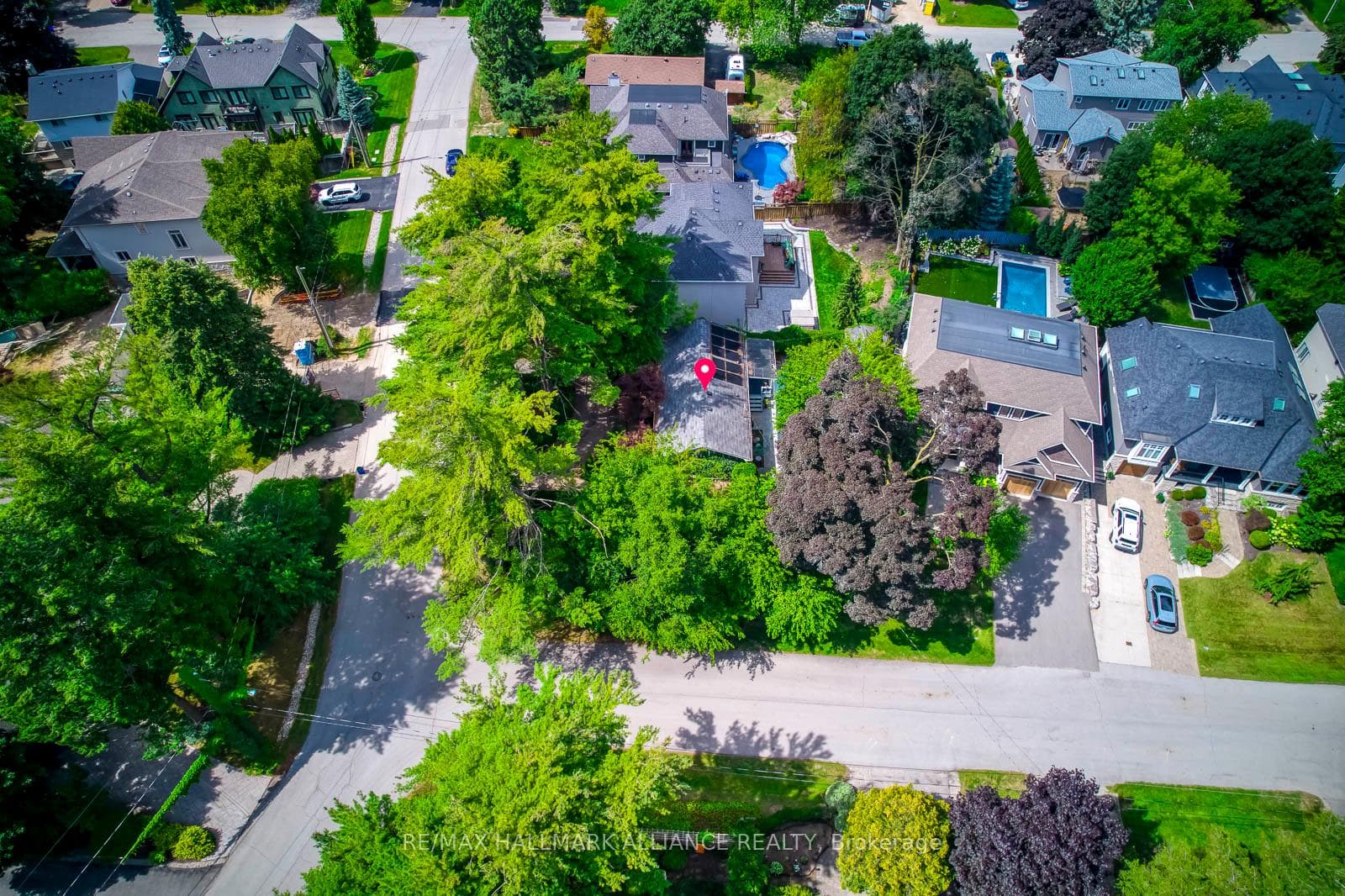 463 Drummond Road photo 2