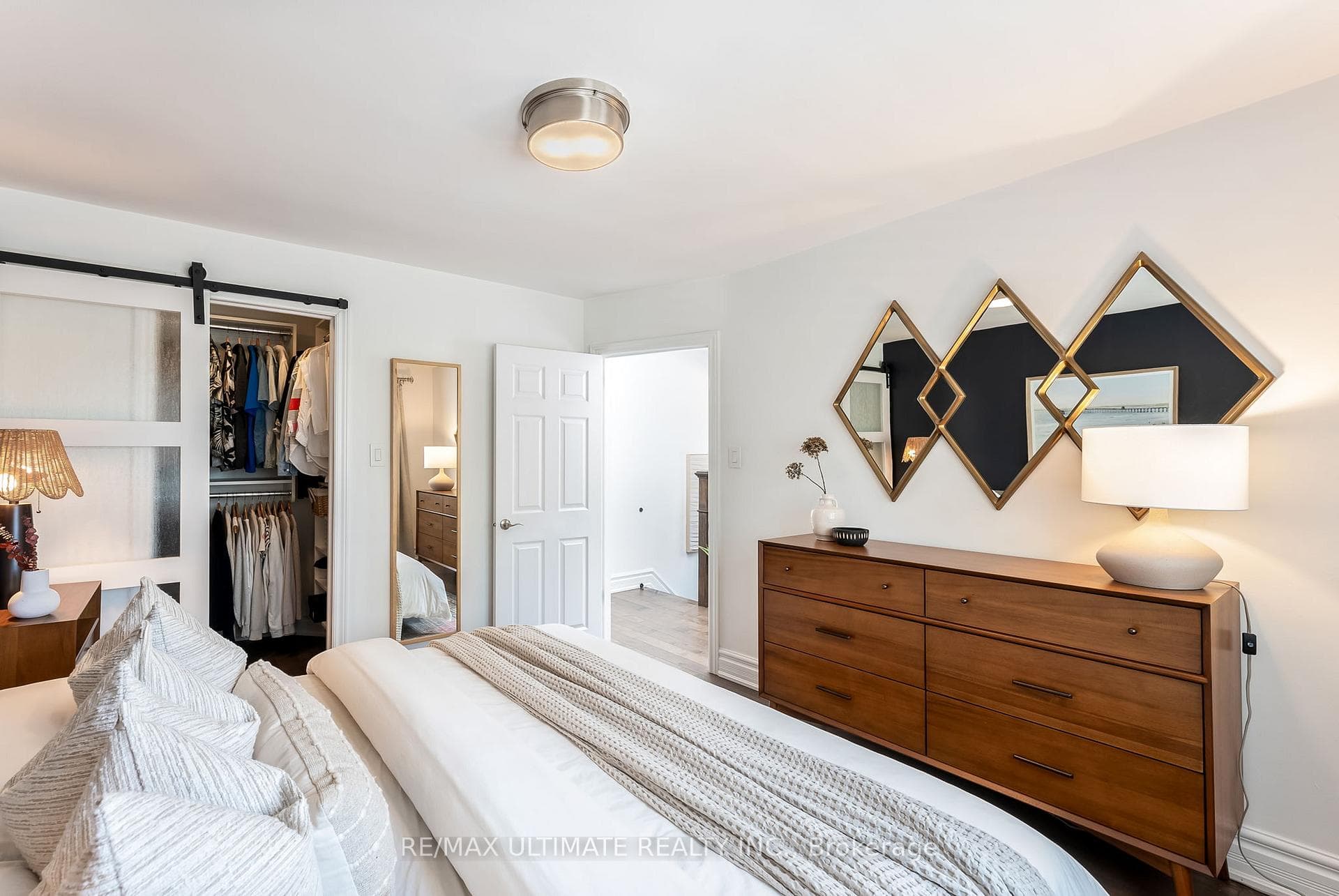 247 Dewhurst Boulevard photo 17