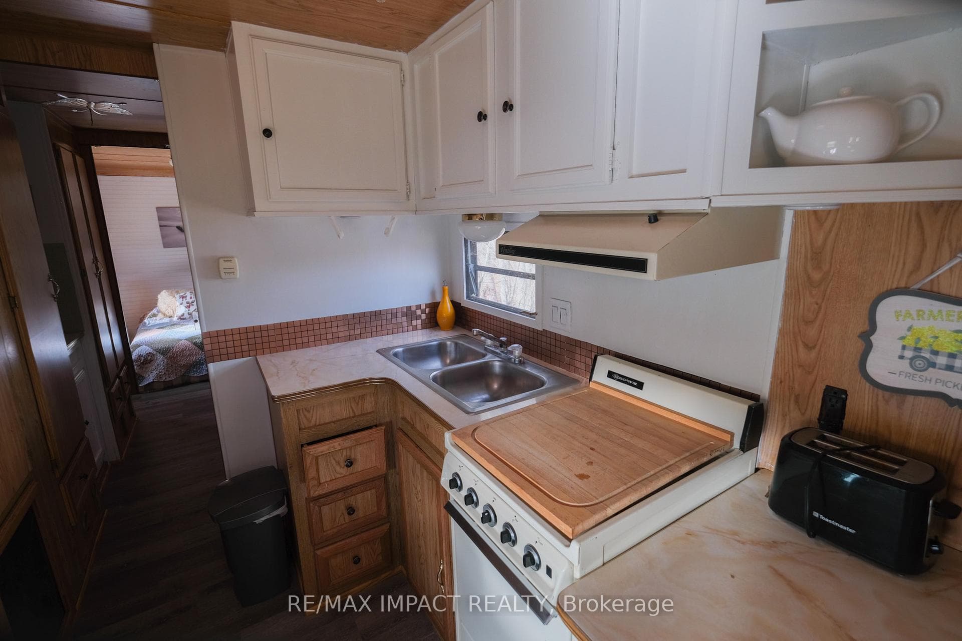 26 Thaeter Lane photo 16