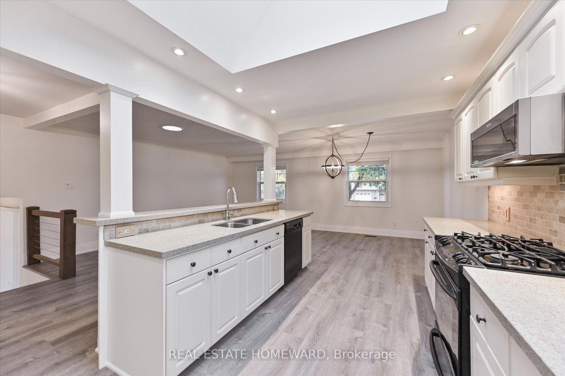 338 Melores Drive photo 19