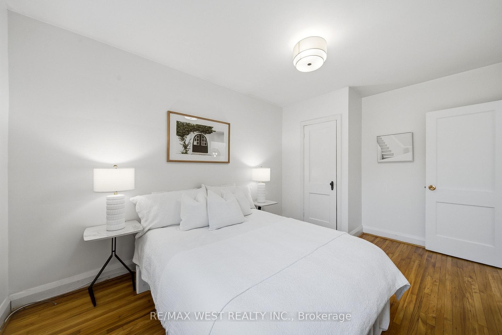 28 Aldgate Avenue photo 8