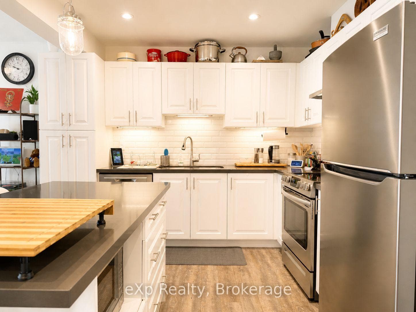 29 Nicole Park Place photo 10