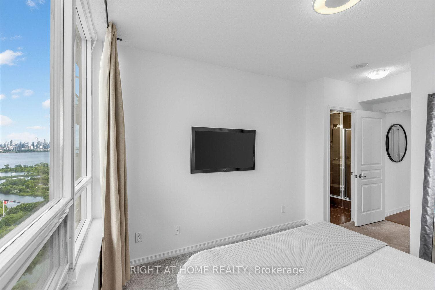 2240 Lake Shore Boulevard Unit 3104 photo 14