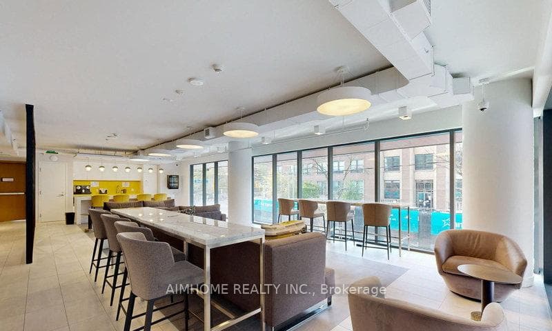 203 College Street Unit 1506 photo 8