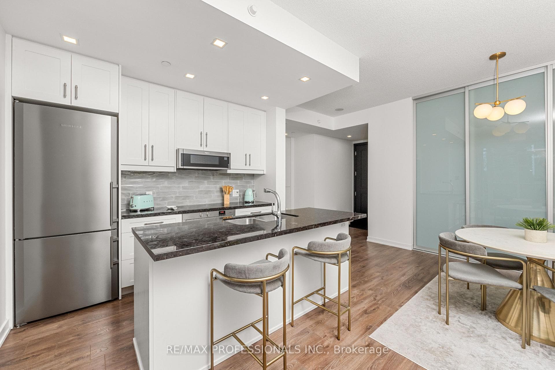 88 Park Lawn Road Unit 206 photo 10
