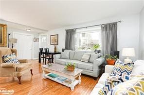 435 Napier Street photo 10