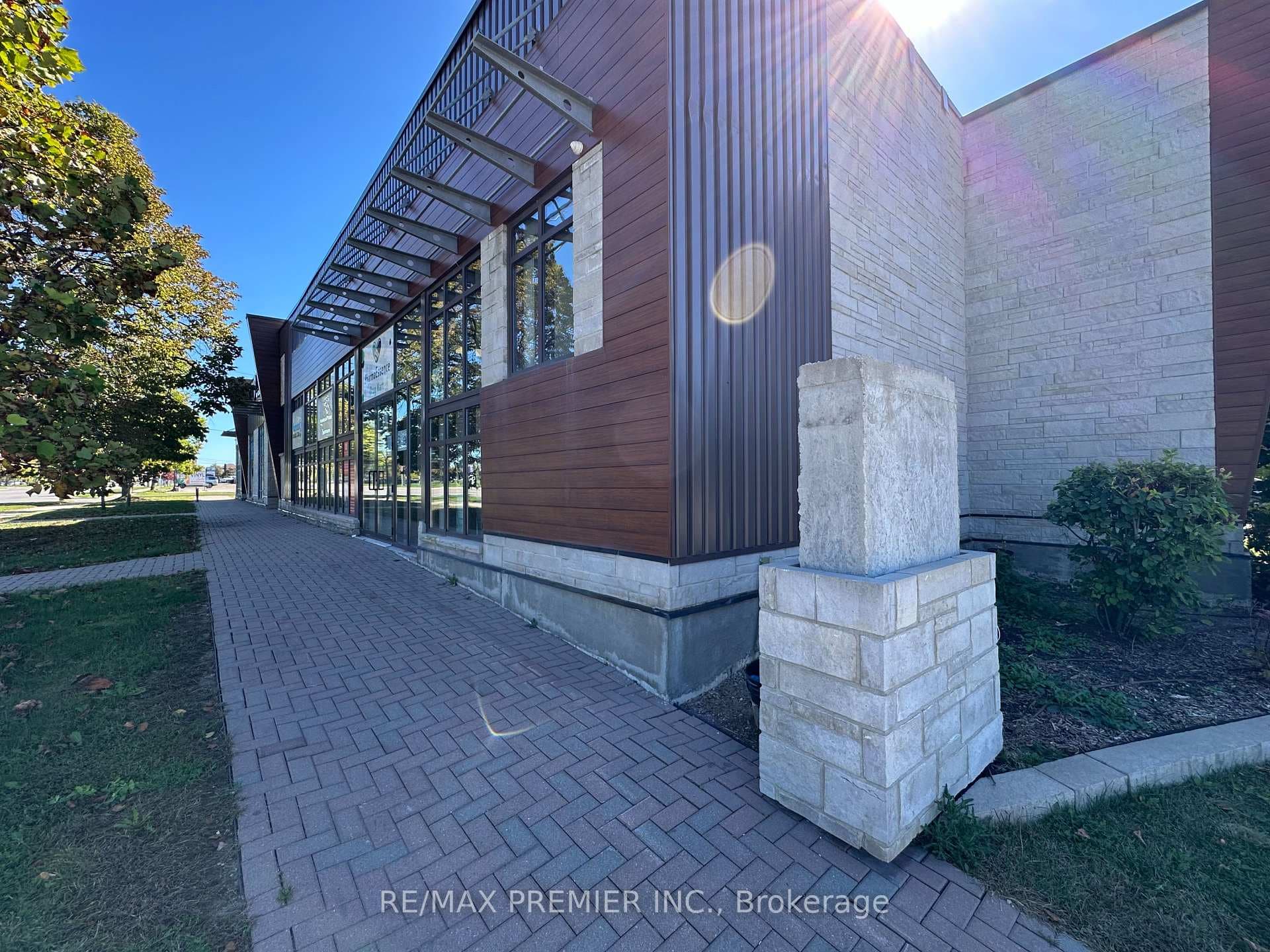 120 Guelph Street Unit 2 photo 21