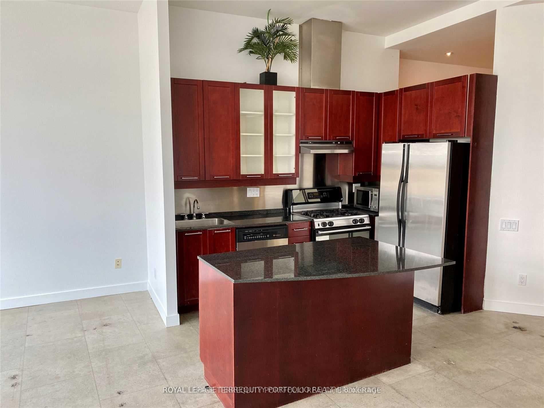 155 Dalhousie Street Unit 403 photo 4