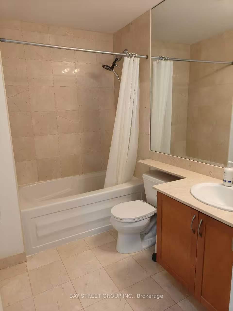 736 Spadina Avenue Unit 801 photo 8
